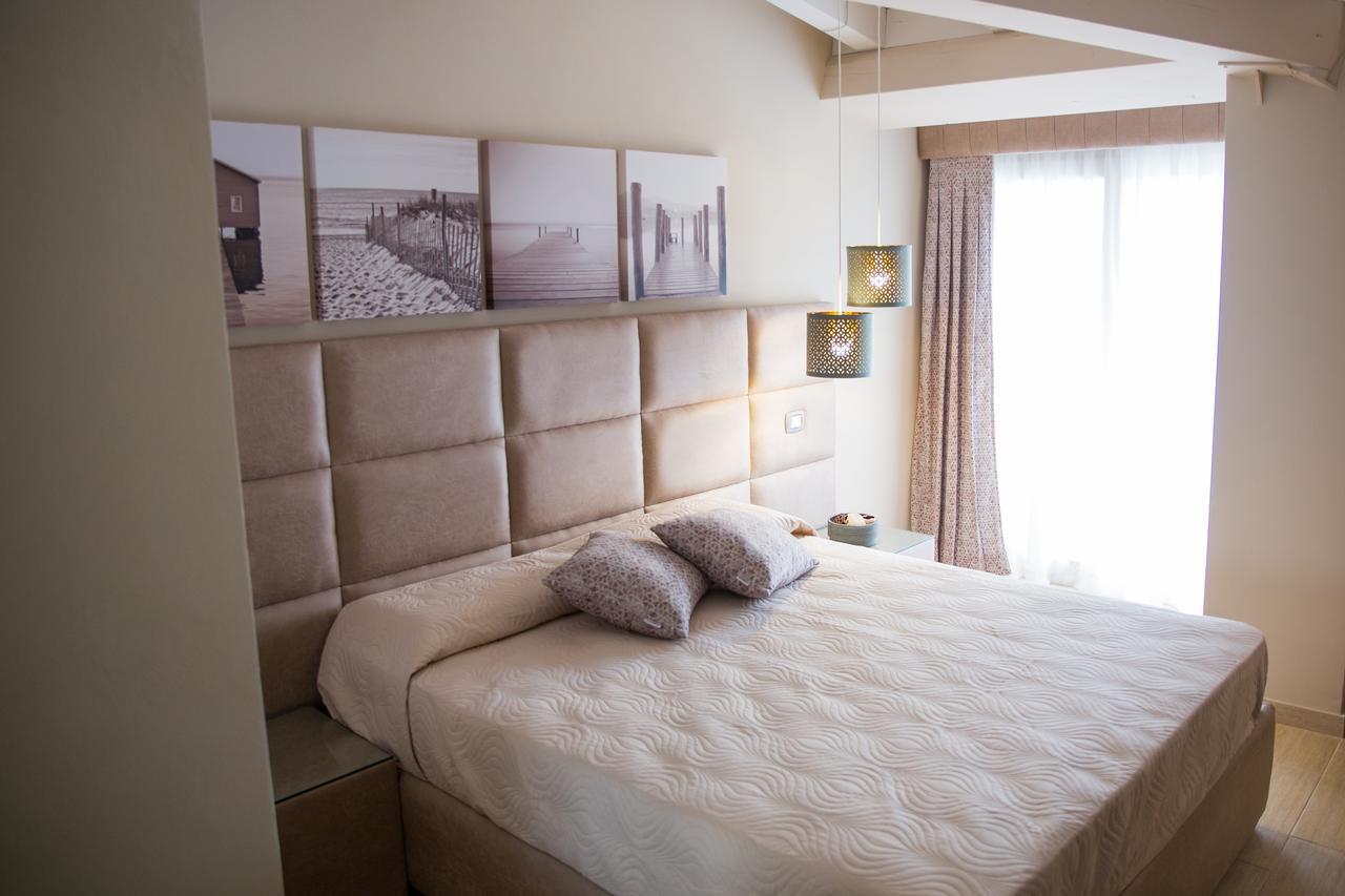 Attico Hotel กานิกัตติ ภายนอก รูปภาพ