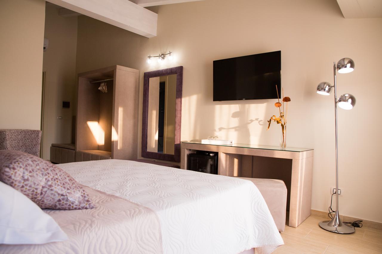 Attico Hotel กานิกัตติ ภายนอก รูปภาพ