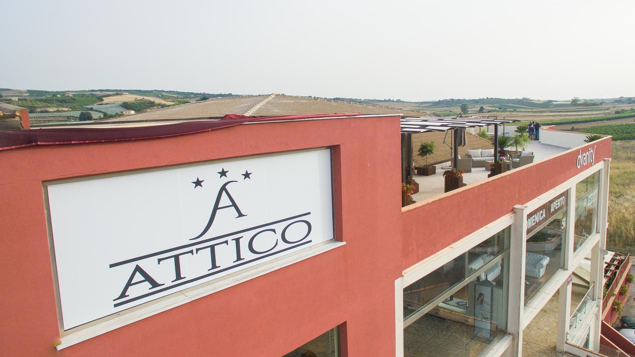 Attico Hotel กานิกัตติ ภายนอก รูปภาพ